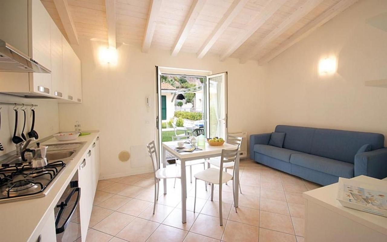 Residence Baia La Ruota บอร์ดิเกรา ภายนอก รูปภาพ