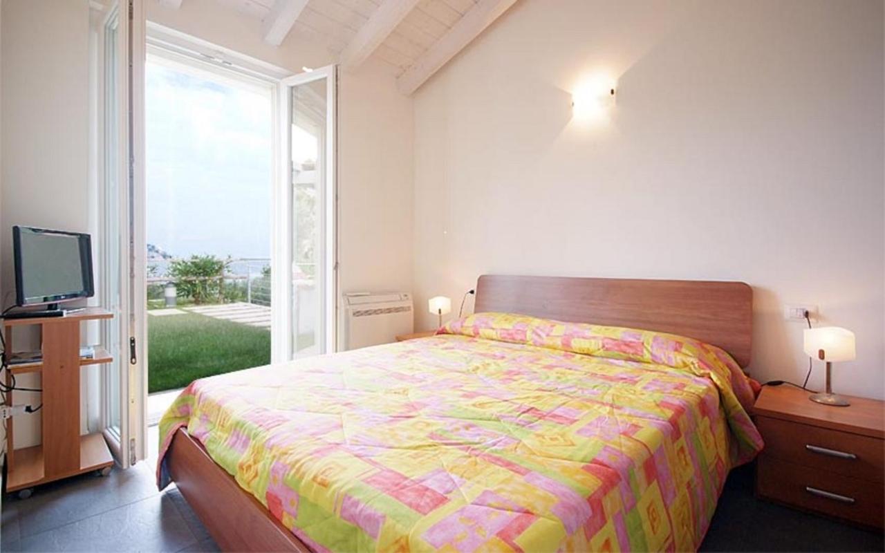 Residence Baia La Ruota บอร์ดิเกรา ภายนอก รูปภาพ